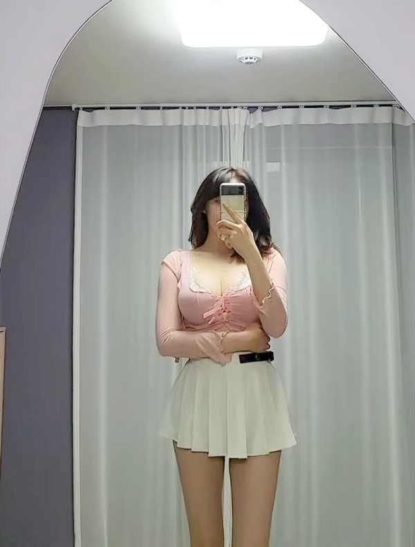 섹시한 몸매 라인 베이글녀 bj건 셀카